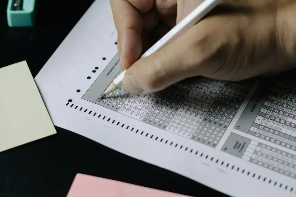 Feuille de réponses d'un examen du code